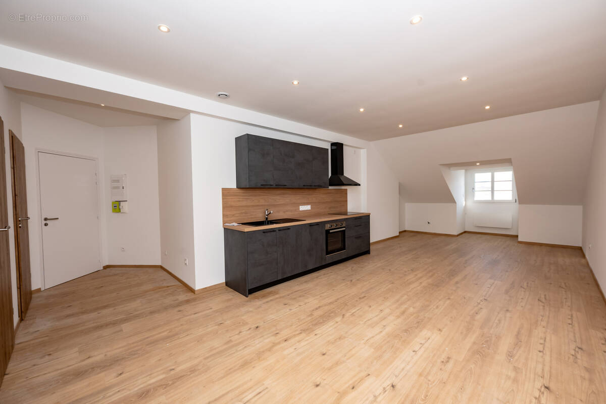 Appartement à MOUTHE