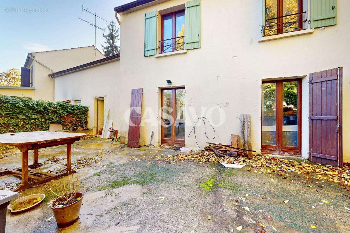 Maison à NOISY-SUR-OISE