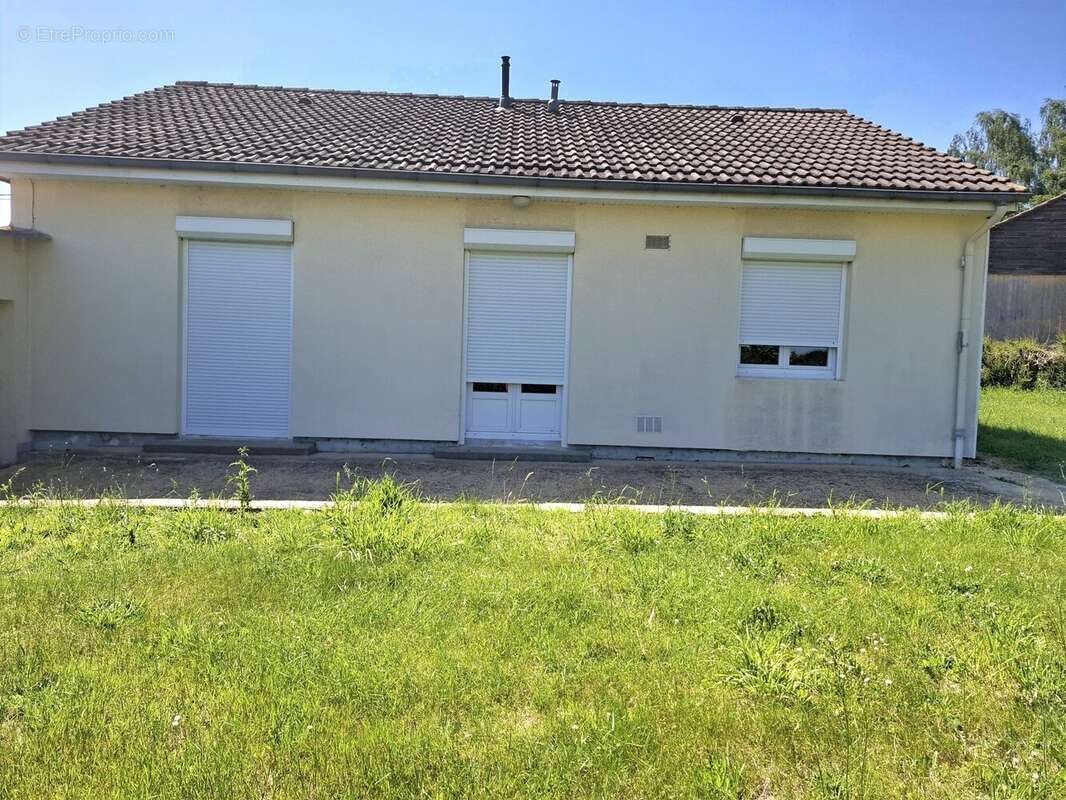 Maison 72 m² à Aigne  - photo 5