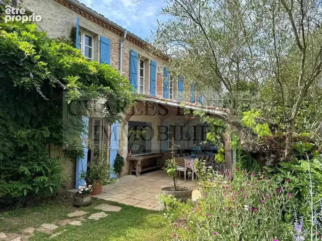 Magnifique propriété de caractère comprenant 2 maisons, piscine et dépendances - photo 43