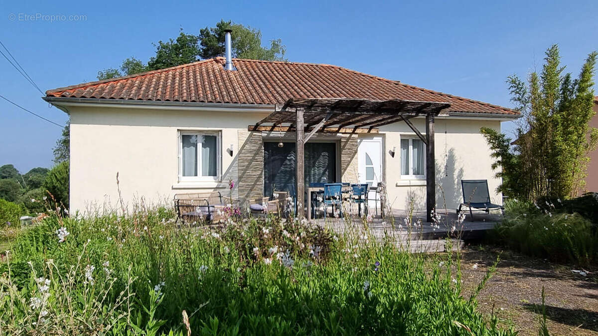 20250611_101907 - Maison à NONTRON