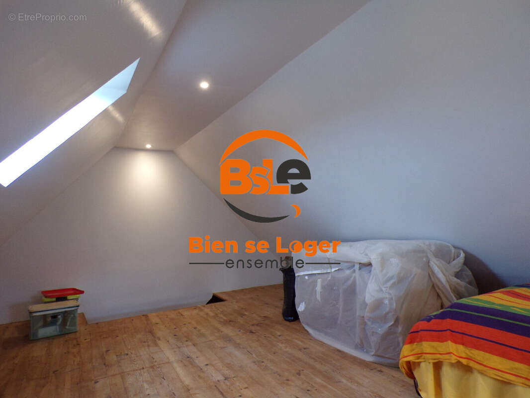 BSLE LOZERE Ferme grange terrain au calme  - Maison à TERMES