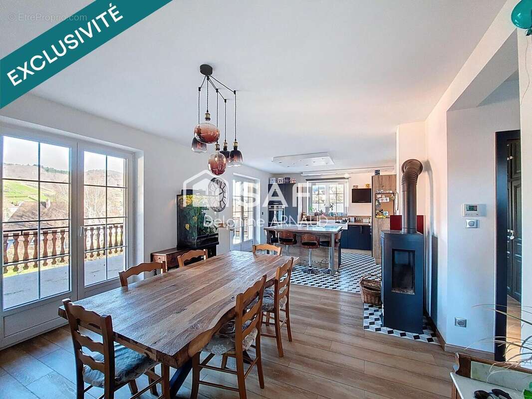 Photo 2 - Maison à MAISONSGOUTTE