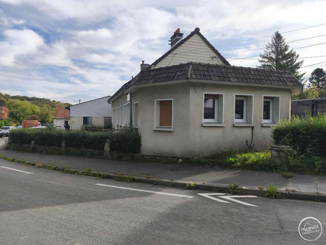 Maison à NIELLES-LES-BLEQUIN