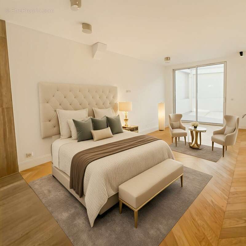 Appartement à CHARENTON-LE-PONT