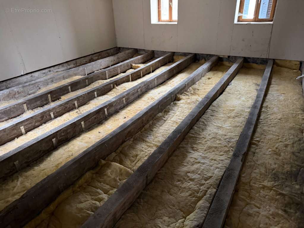 Appartement à MONTCEAU-LES-MINES