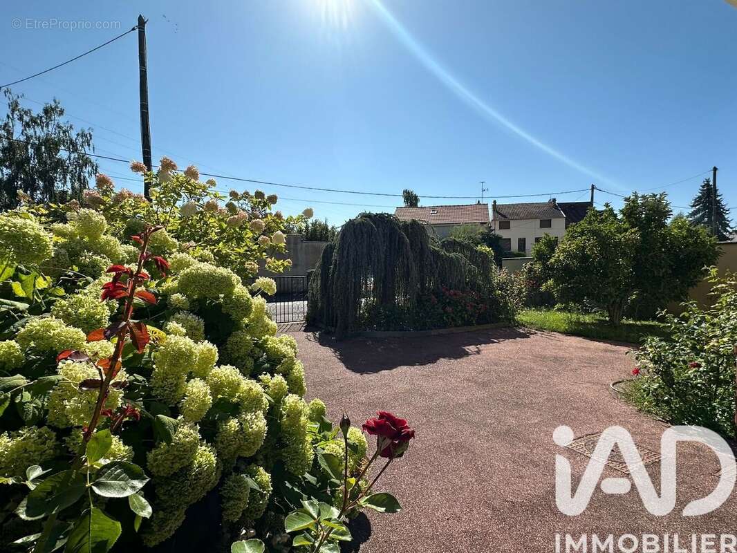 Photo 2 - Maison à RAMBOUILLET