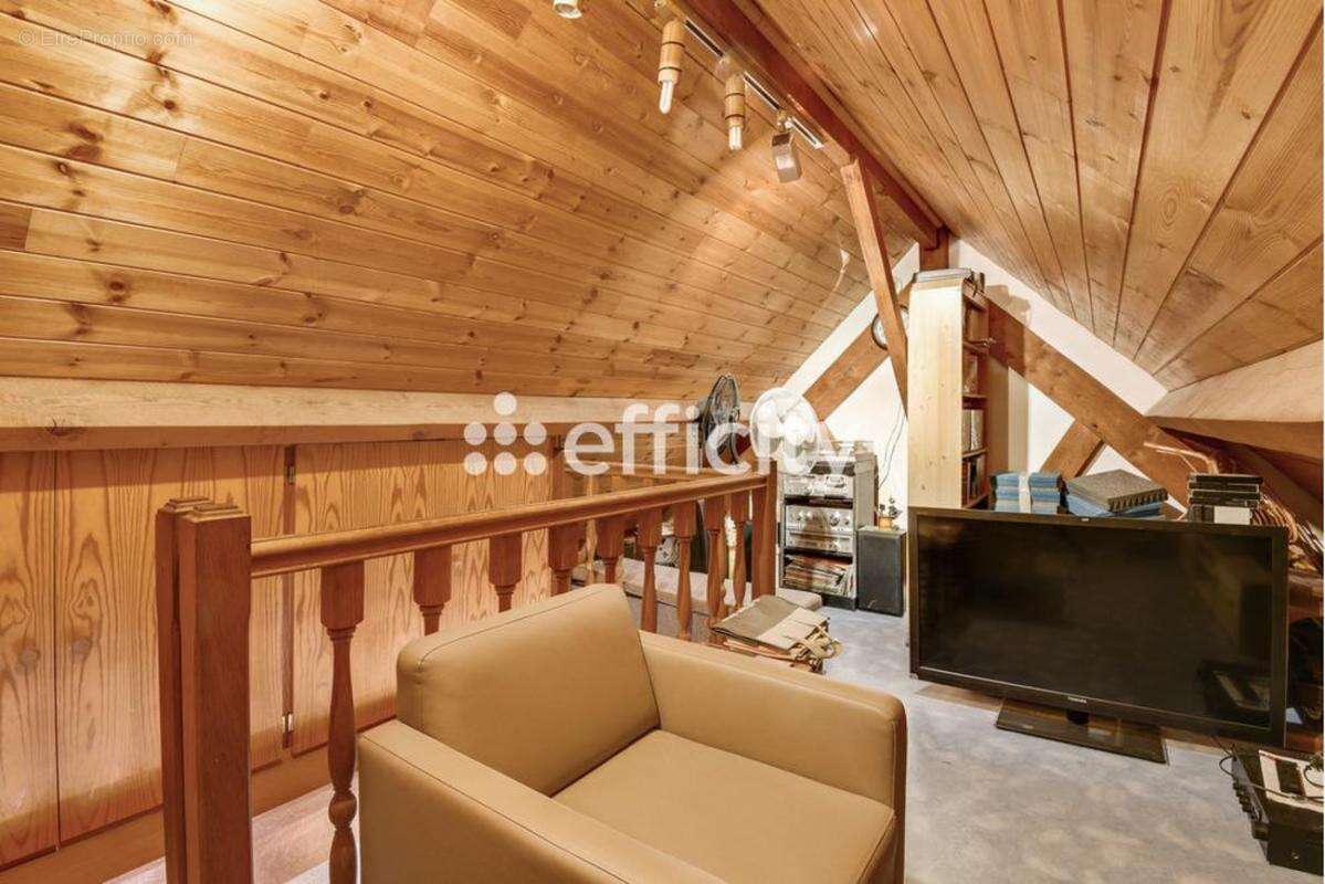 Maison à ROSNY-SOUS-BOIS