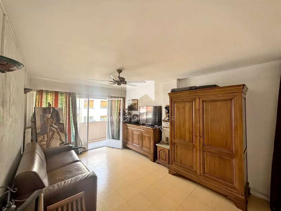Appartement à HYERES