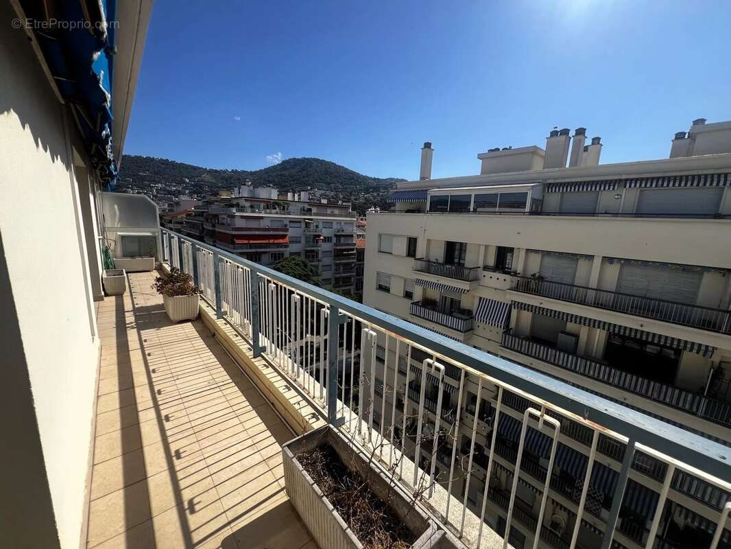 Appartement à NICE