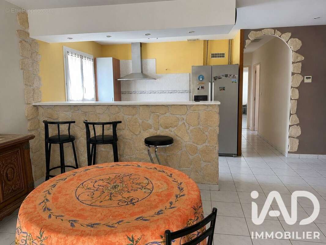 Photo 4 - Maison à AUBERIVES-SUR-VAREZE