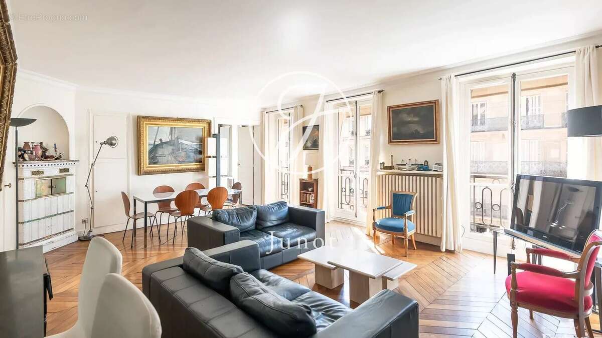 Appartement à PARIS-4E
