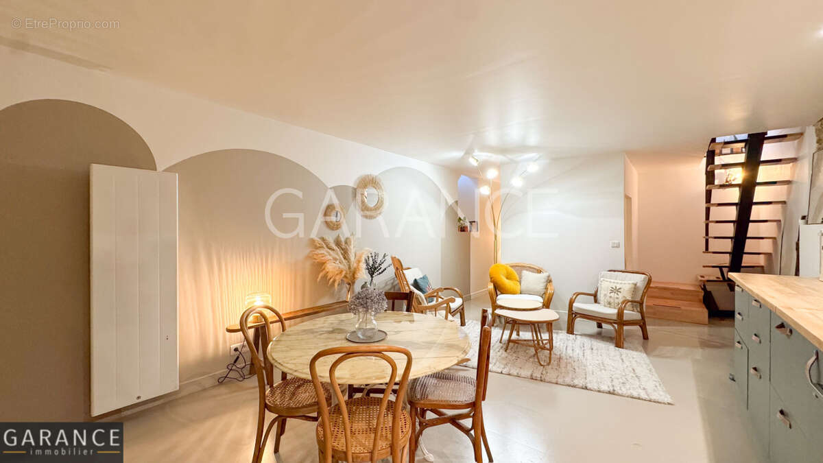 Appartement à PARIS-12E