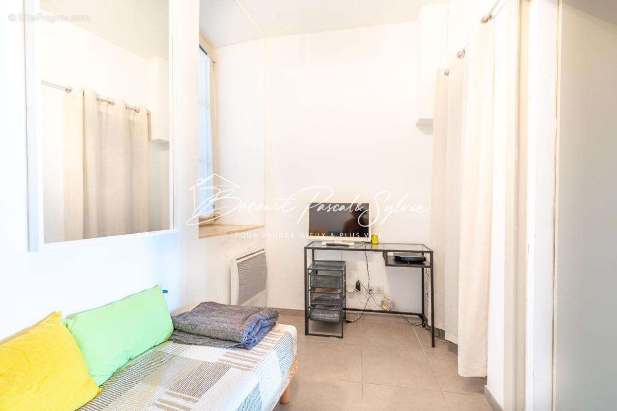 Appartement à BEAUMES-DE-VENISE