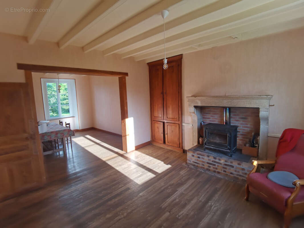 Maison à LA TACHE