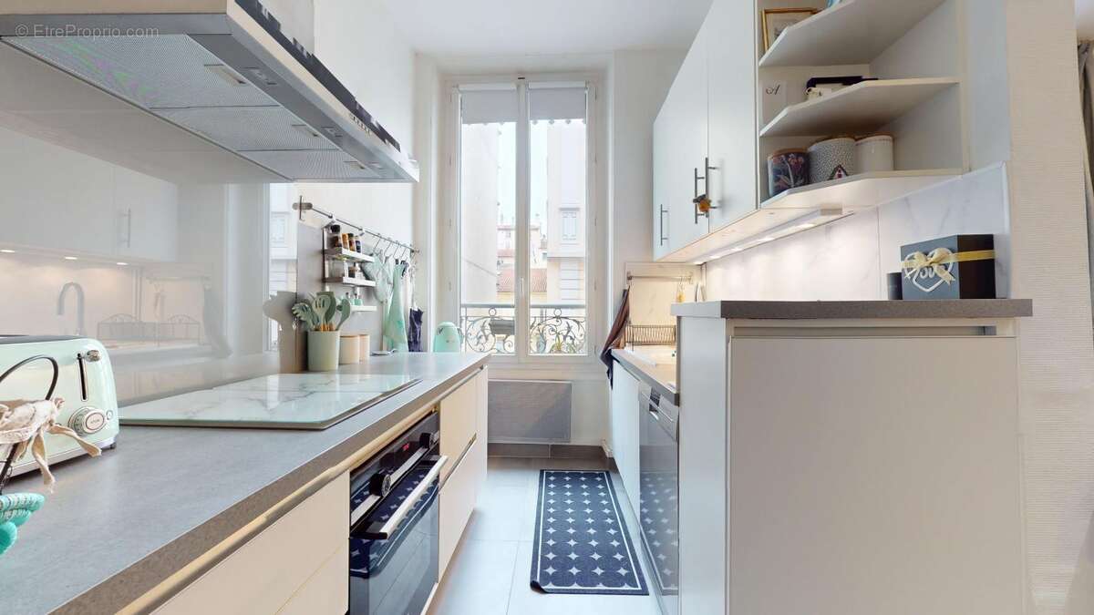 Appartement à LYON-6E