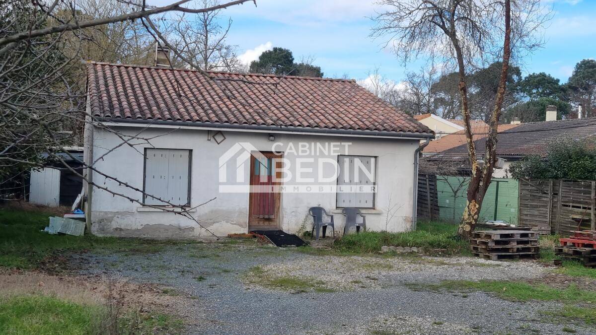 Maison à PESSAC