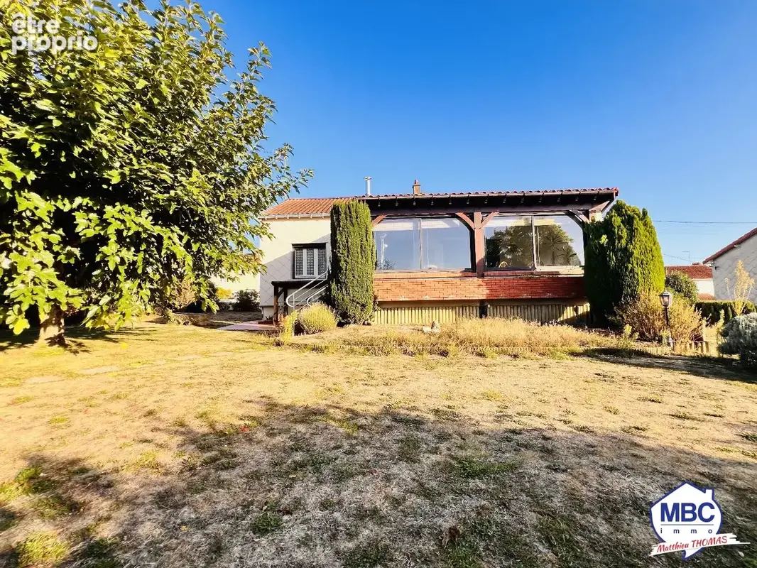 Photo Maison à Montrevault au prix de 200 000€