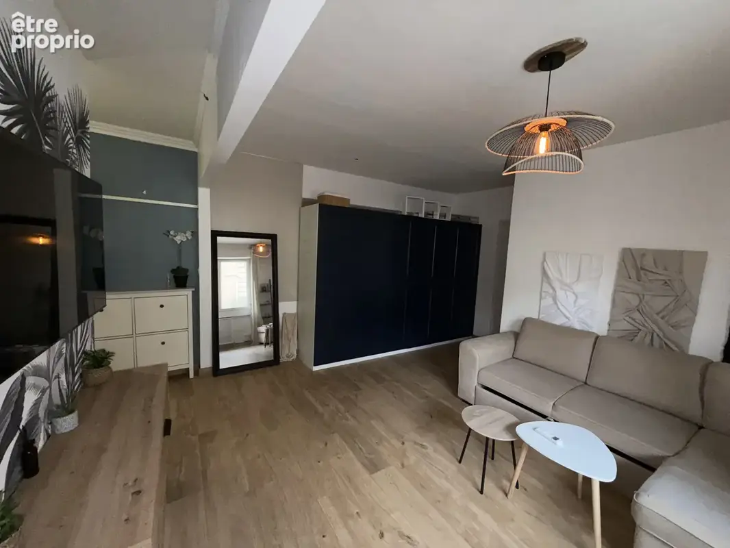 Bureaux 45m2 + Appartement 40m2 à Lunel centre - photo 5