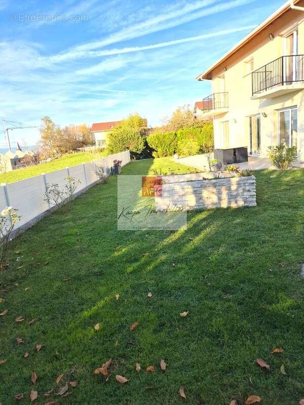 Maison à SAINT-CERGUES