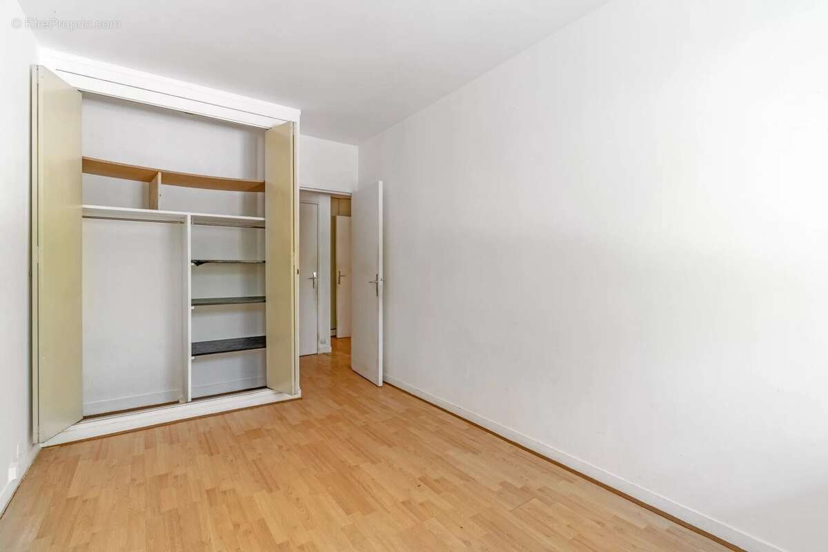 Appartement à CLICHY