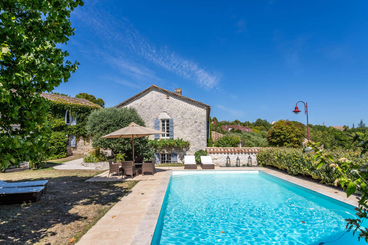 Maison en pierre avec annexe, piscine et jardin - photo 27