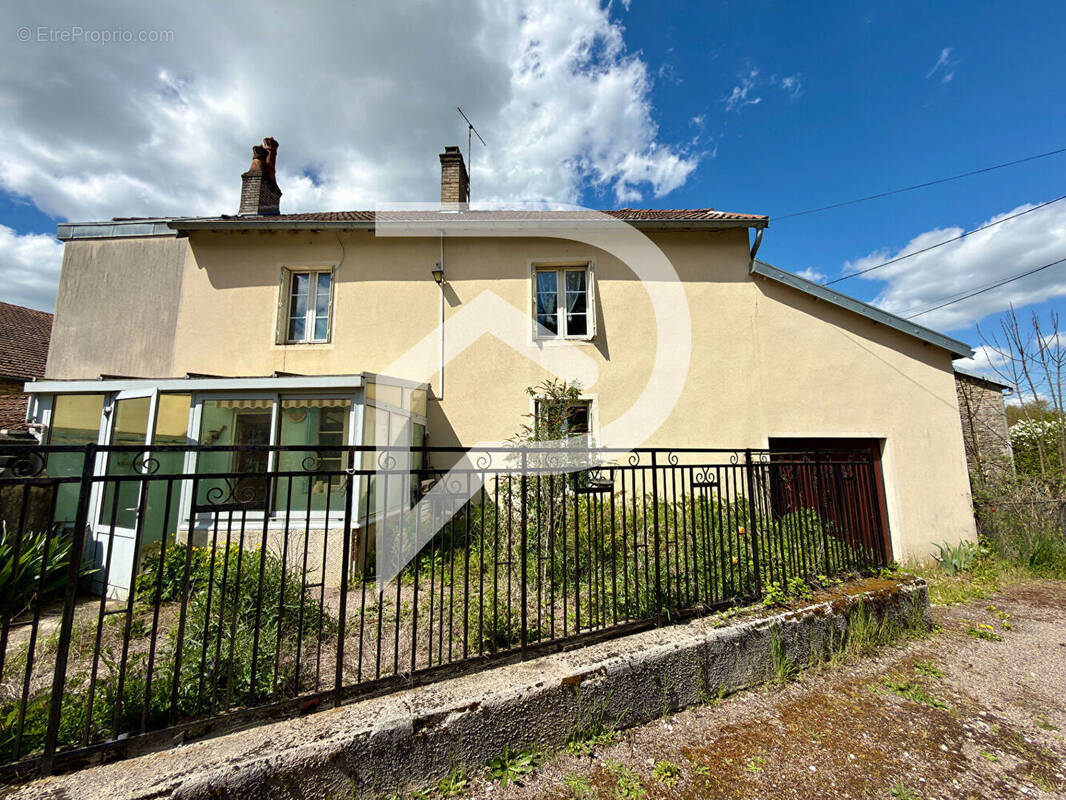 Maison à BELMONT