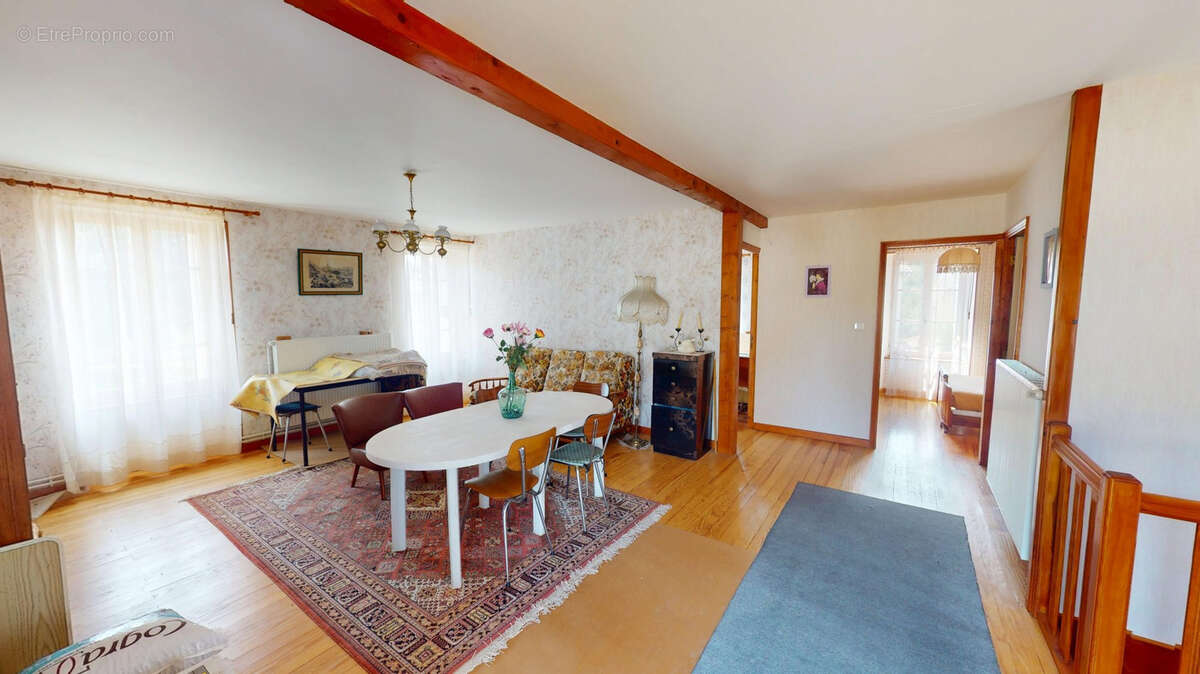 Maison à LA CHAISE-DIEU