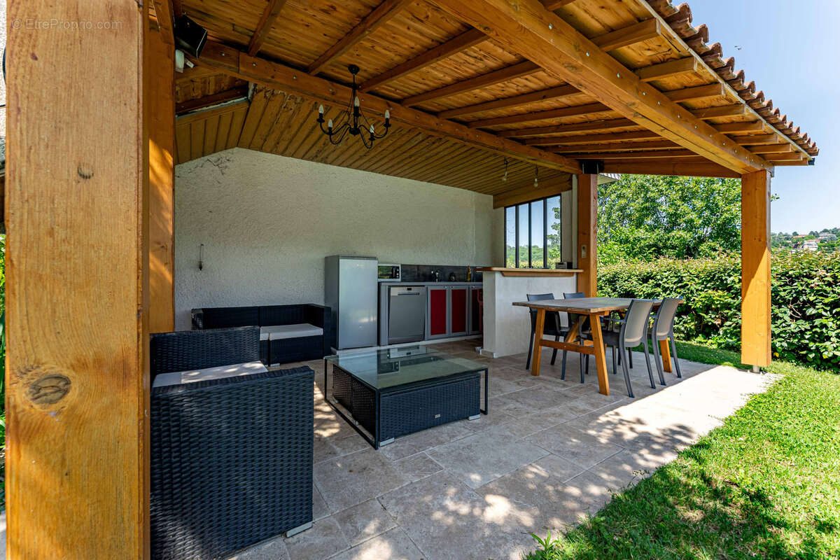 Maison à SAINTE-FOY-LES-LYON