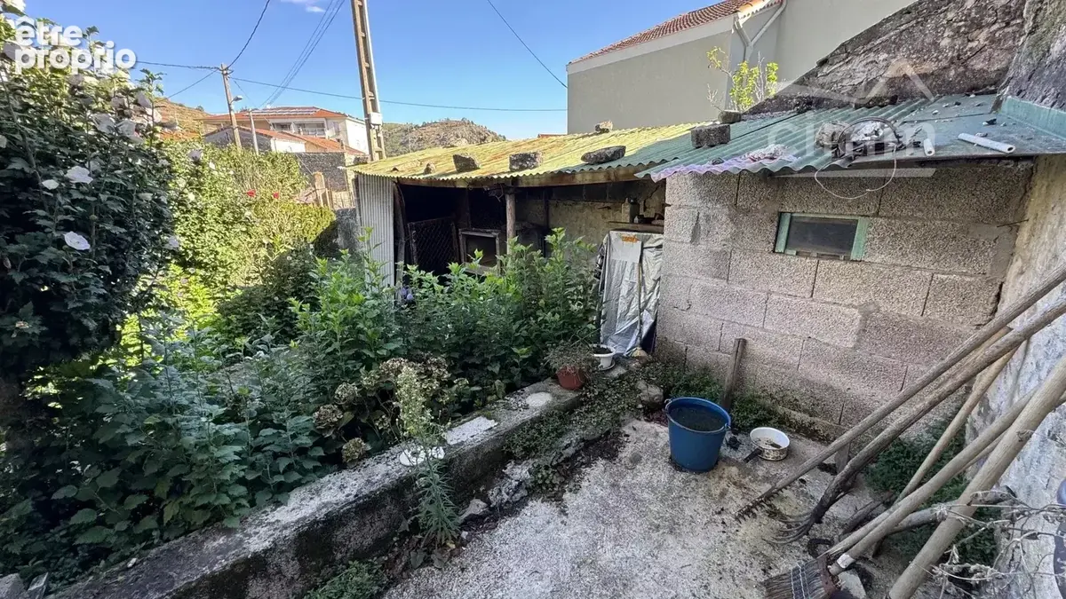 Maison de village en pierre à rénover - photo 20