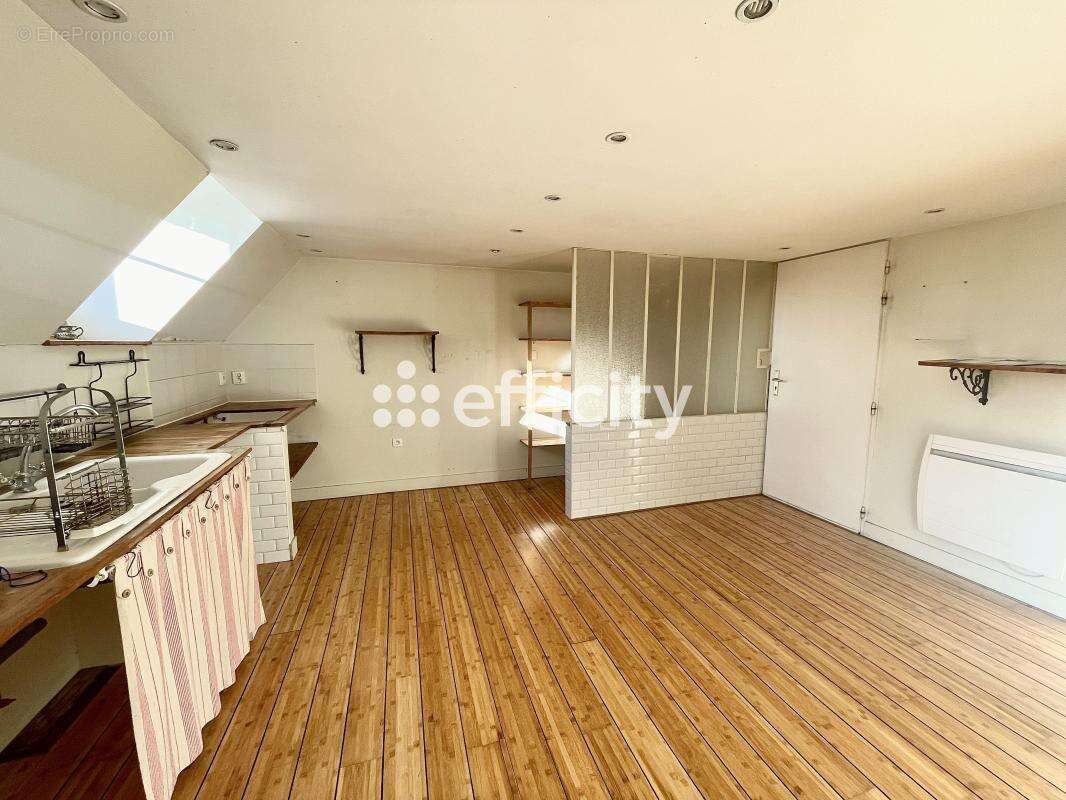 Appartement à ARTANNES-SUR-INDRE