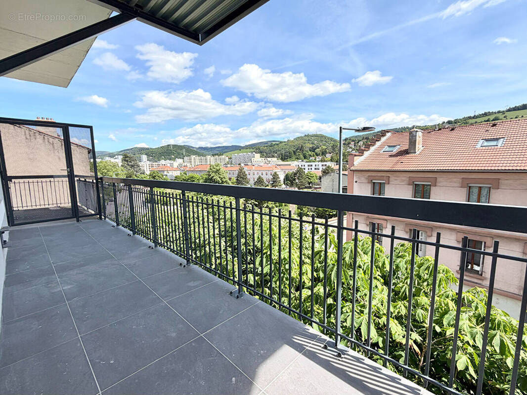 Appartement à SAINT-ETIENNE