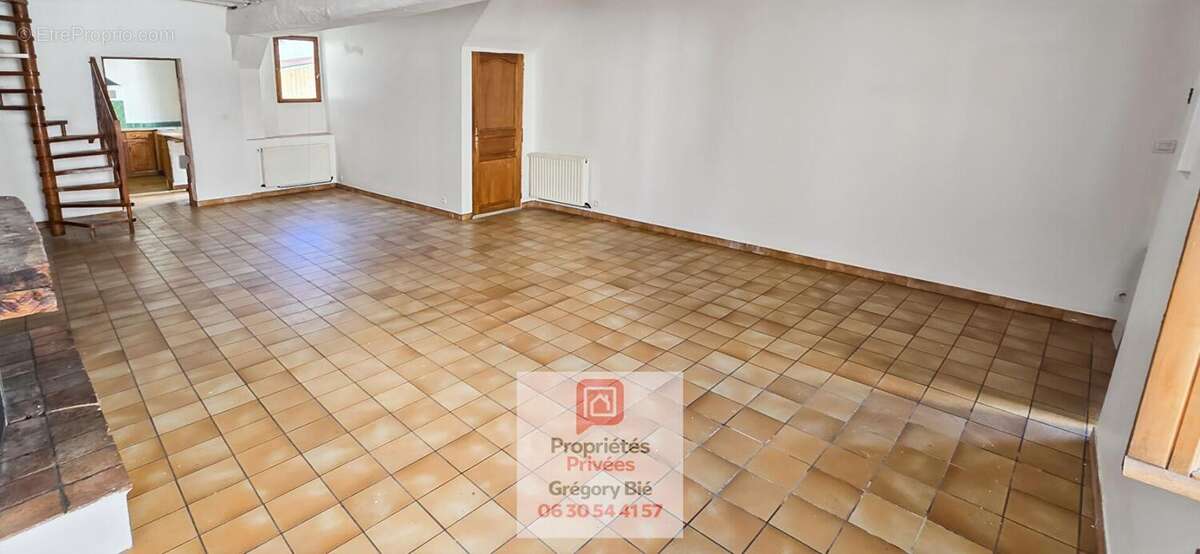 Appartement à COULOMMIERS