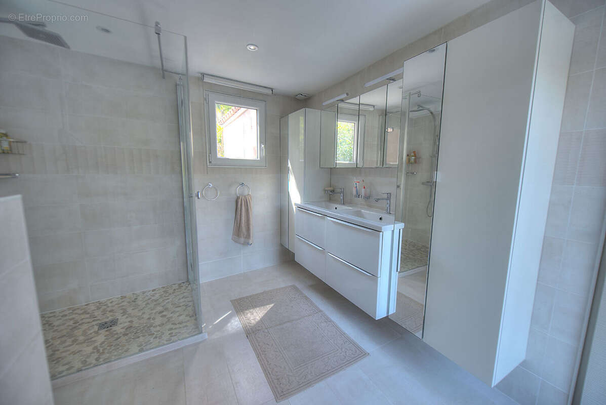 Maison à SAINT-RAPHAEL