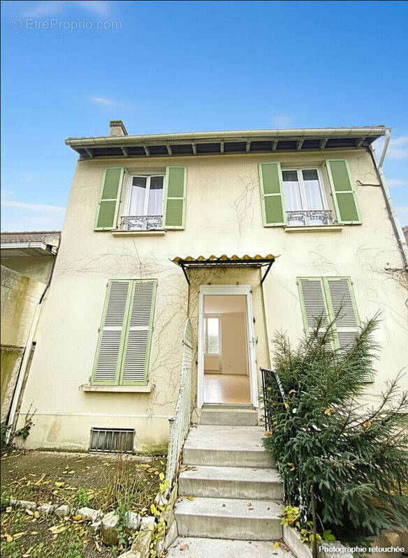 Maison à NANTERRE