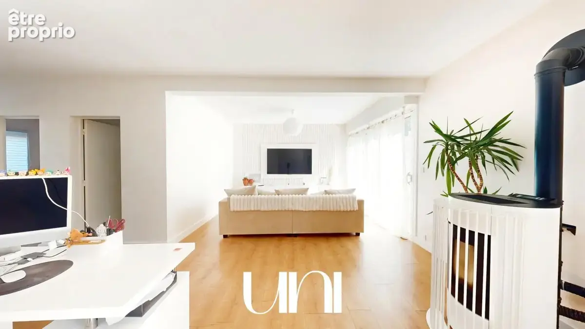 Maison 4 pièces de 108m2 avec sous-sol - Saint-Germain-la-Blanche-Herbe - photo 11