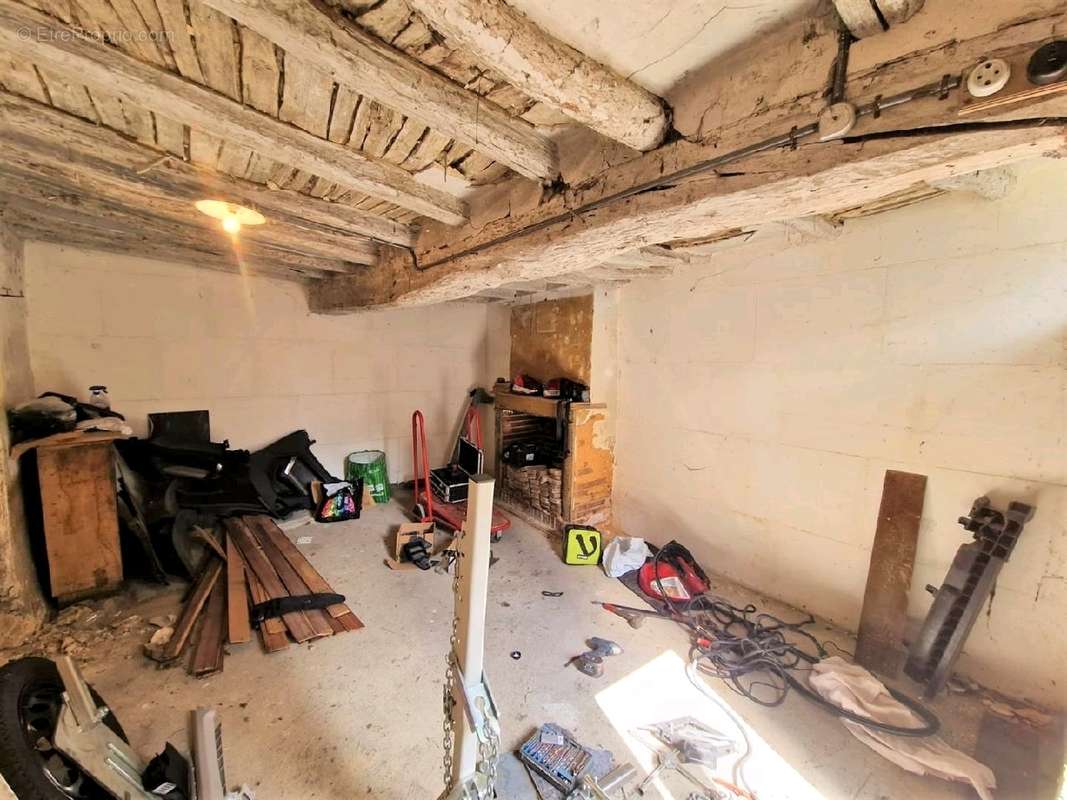 Autre à SAINT-REMY-SUR-AVRE