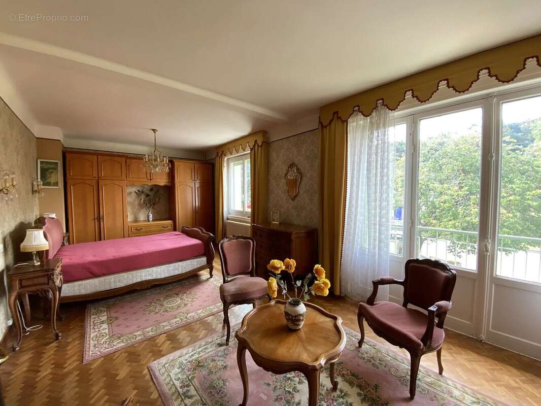 Belle maison familiale avec grand jardin à Bellac - photo 5