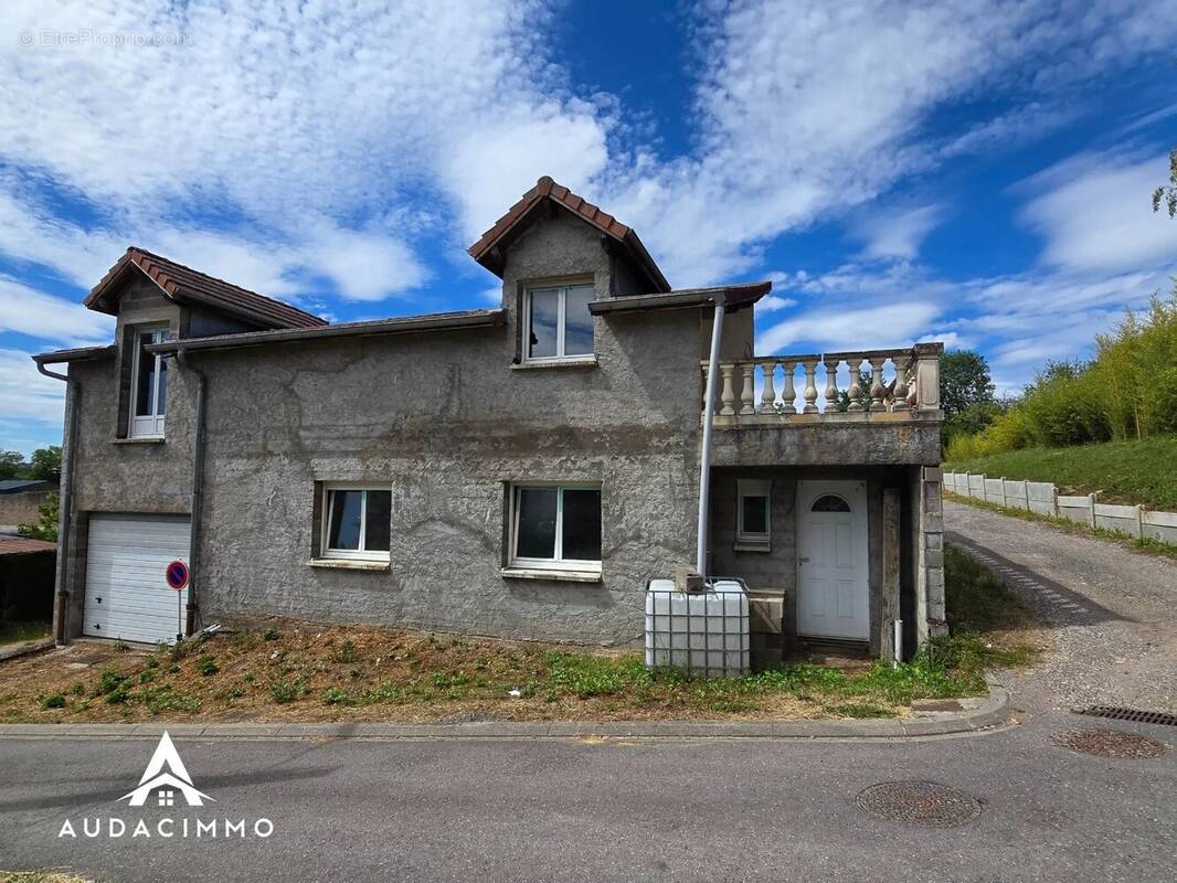 Maison à CHAMPEY-SUR-MOSELLE
