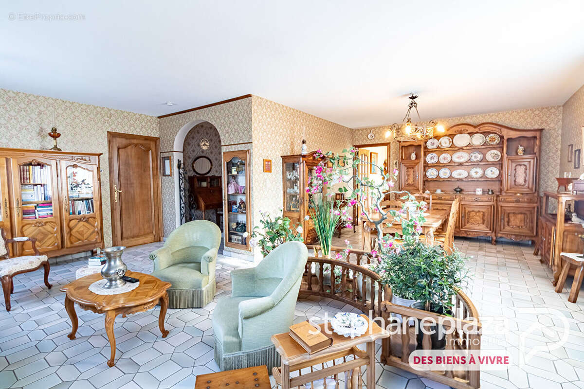 Maison à BOURG-EN-BRESSE