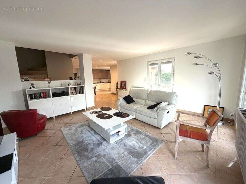 Maison à ROMANS-SUR-ISERE