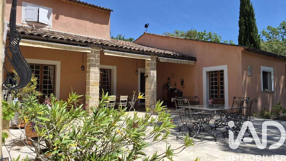 Photo 3 - Maison à REGUSSE