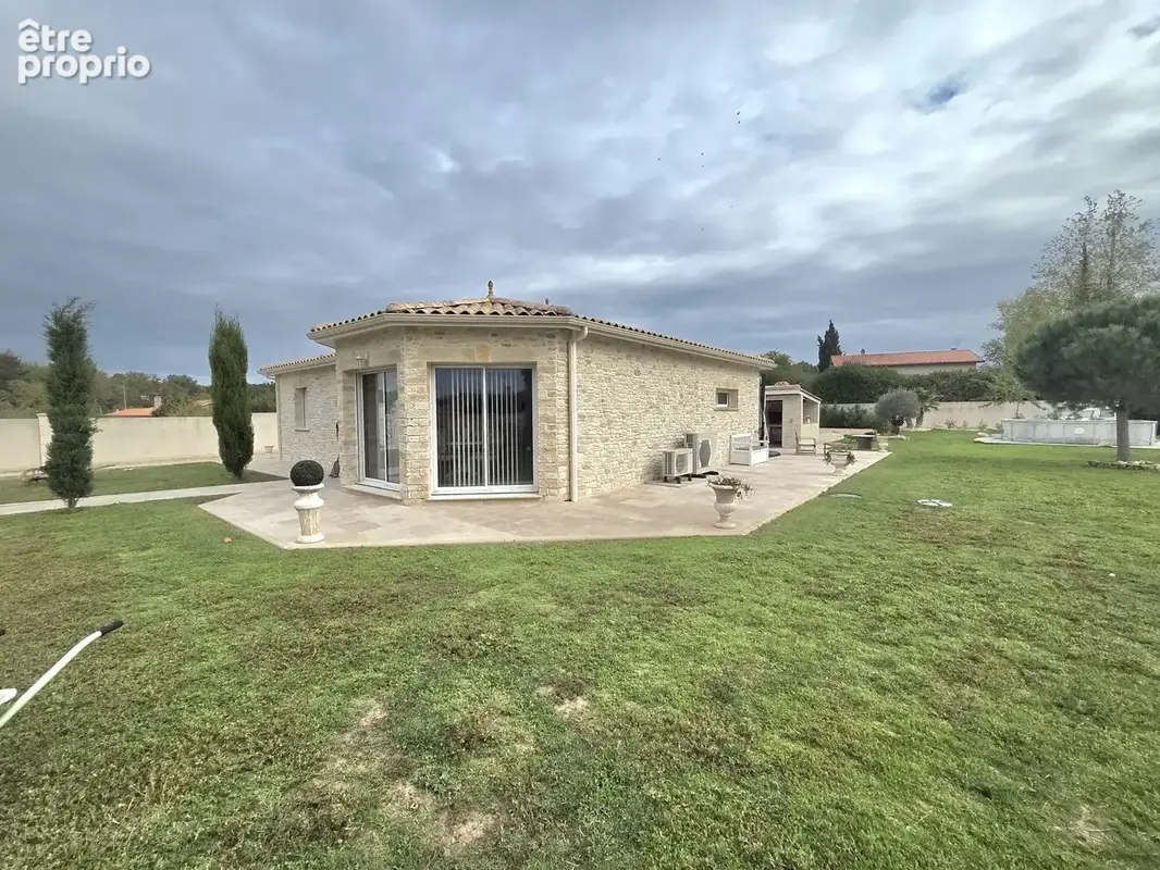 Maison 5 pièces 108 m² à vendre à Saint-Denis-De-Pile (33910) - photo 2