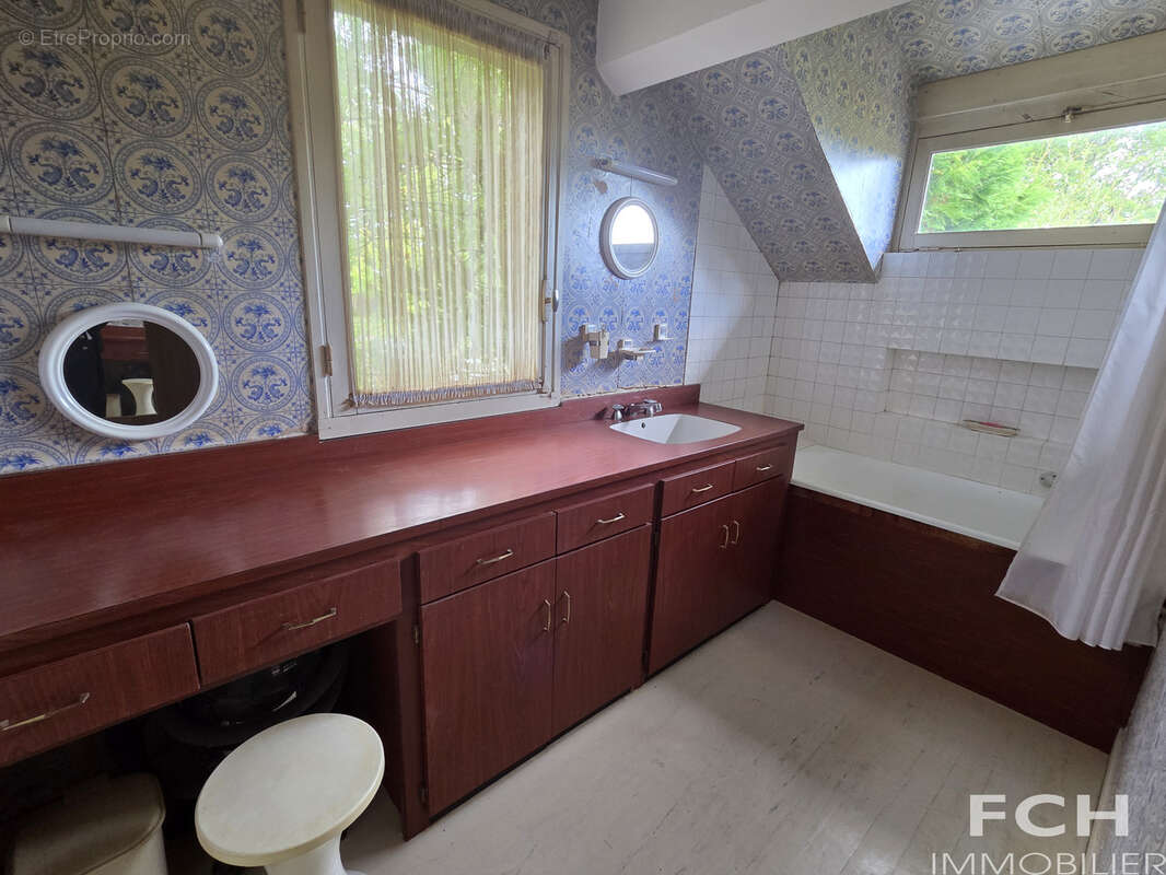 Villa de caractère avec vue - photo 18
