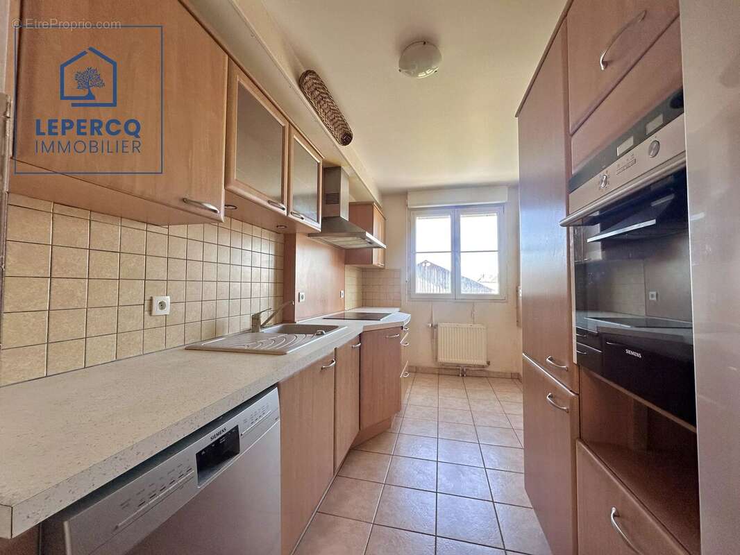Appartement 3 pièces de 70 m² Centre-ville - photo 7