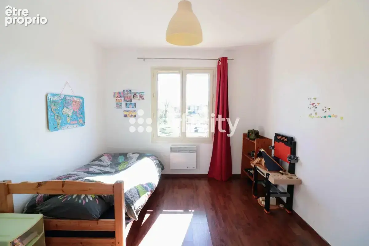 Maison 8 pièces 146 m² à vendre à Pouilly-Le-Monial (69400) - photo 7