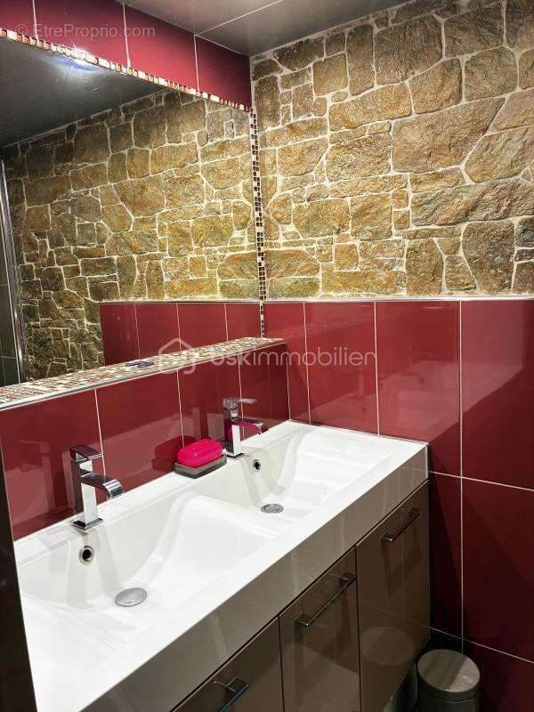 Appartement à TORCY