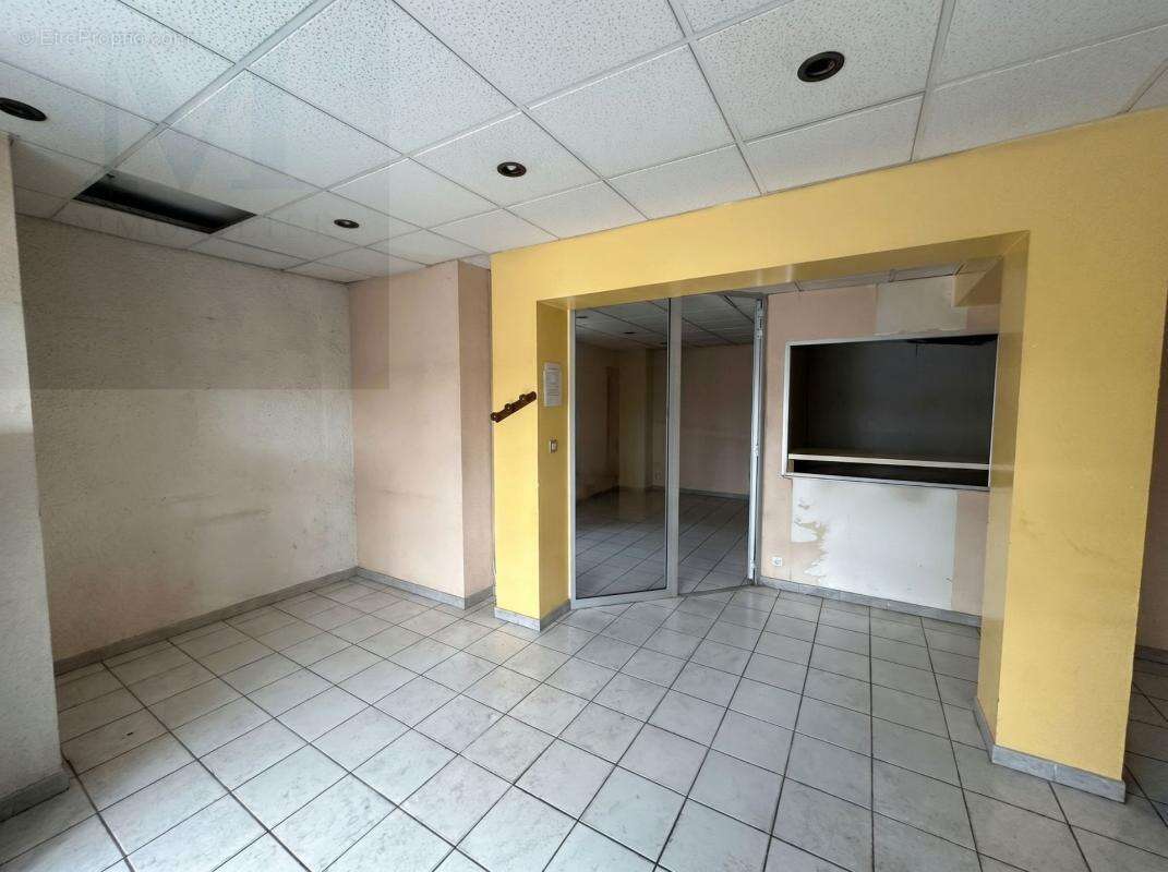 Appartement à MARSEILLE-4E