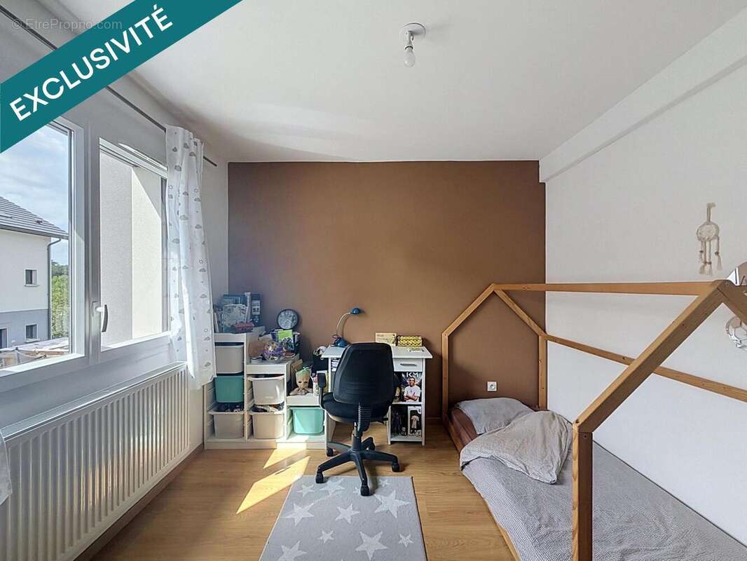 Maison 110 m² à Clarafond-Arcine  - photo 8
