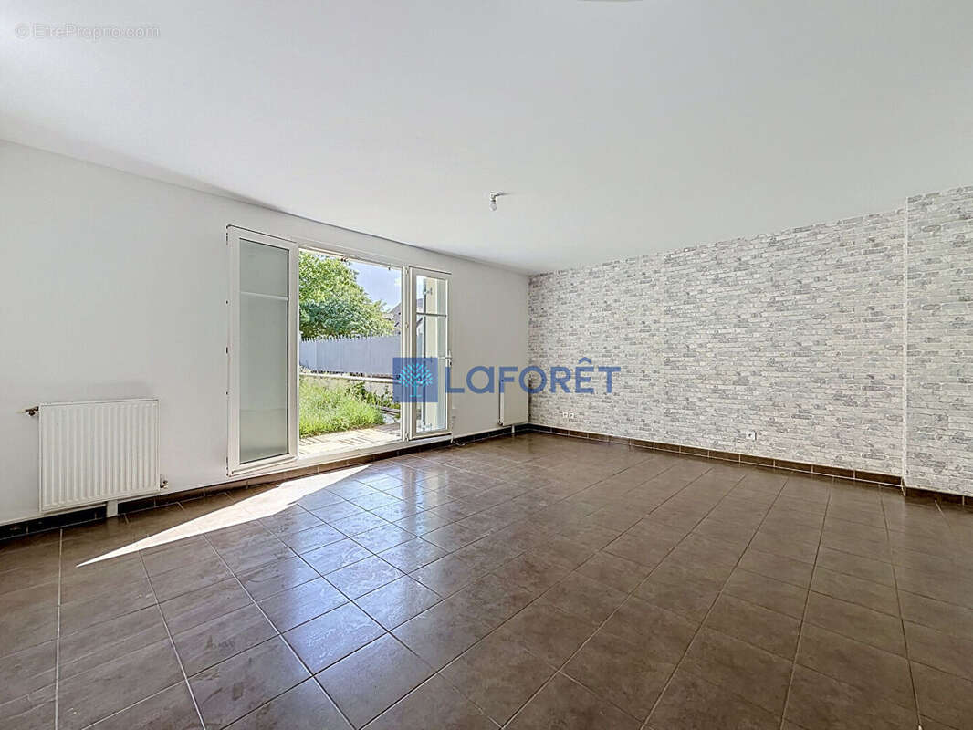 Maison Saint Pierre Du Perray 5 pièce(s) 110,93m2 - photo 5
